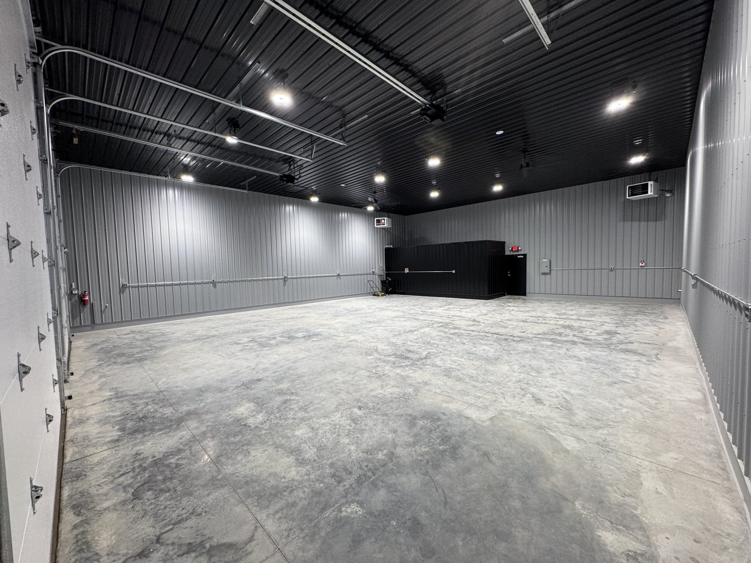 Double bay commercial flex space at PROFLEX in Akron Ohio